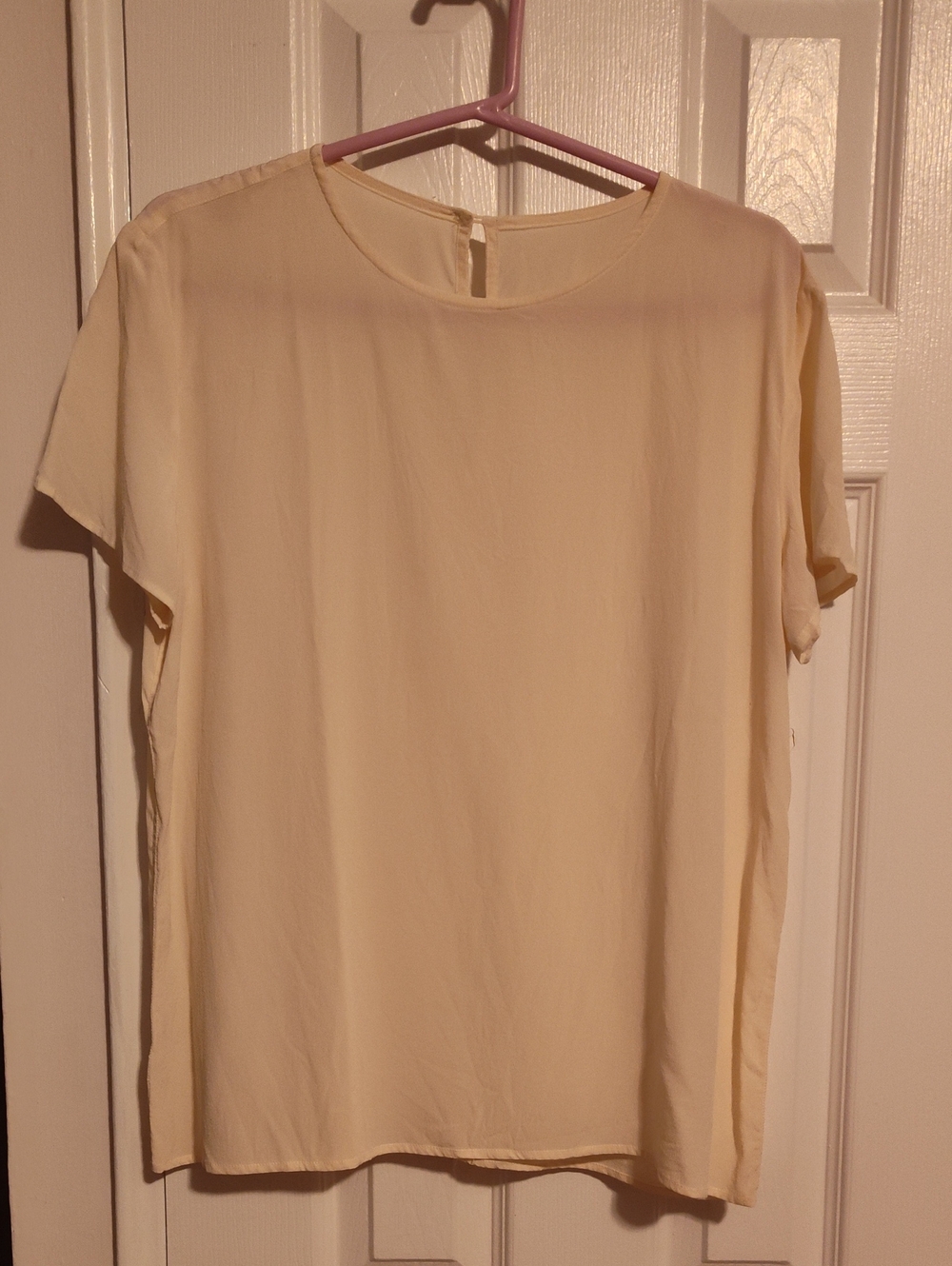 Women's Cream Short-Sleeve Blouse